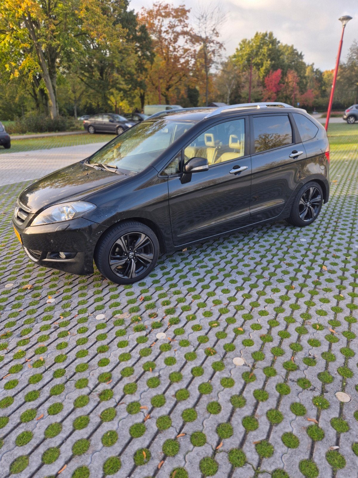 Honda FR-V