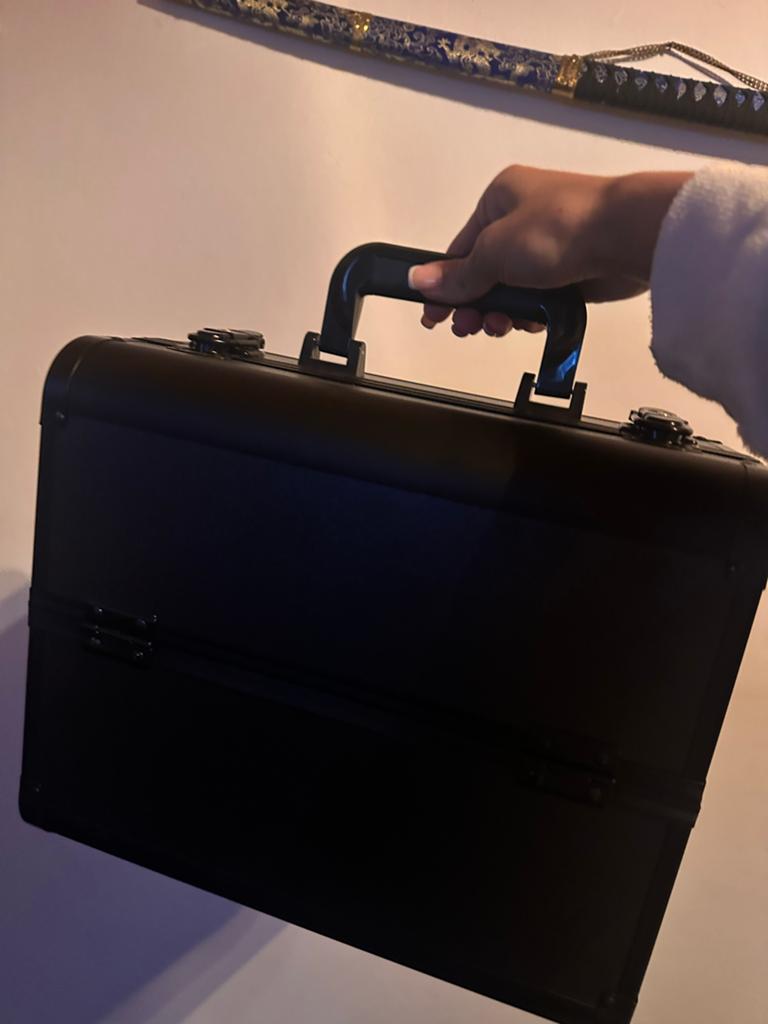 Zwarte kapper/ make up koffer - Niet gebruikt, Ophalen, Nieuw, Zwart, Met slot