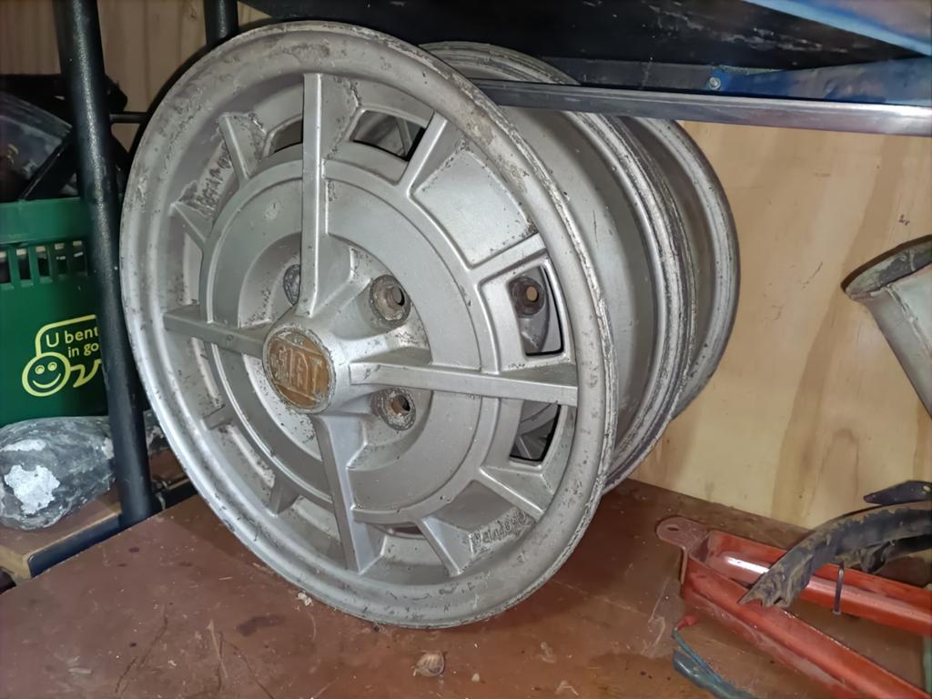 Cromodora cd4 fiat velgen zeldzaam, Ophalen