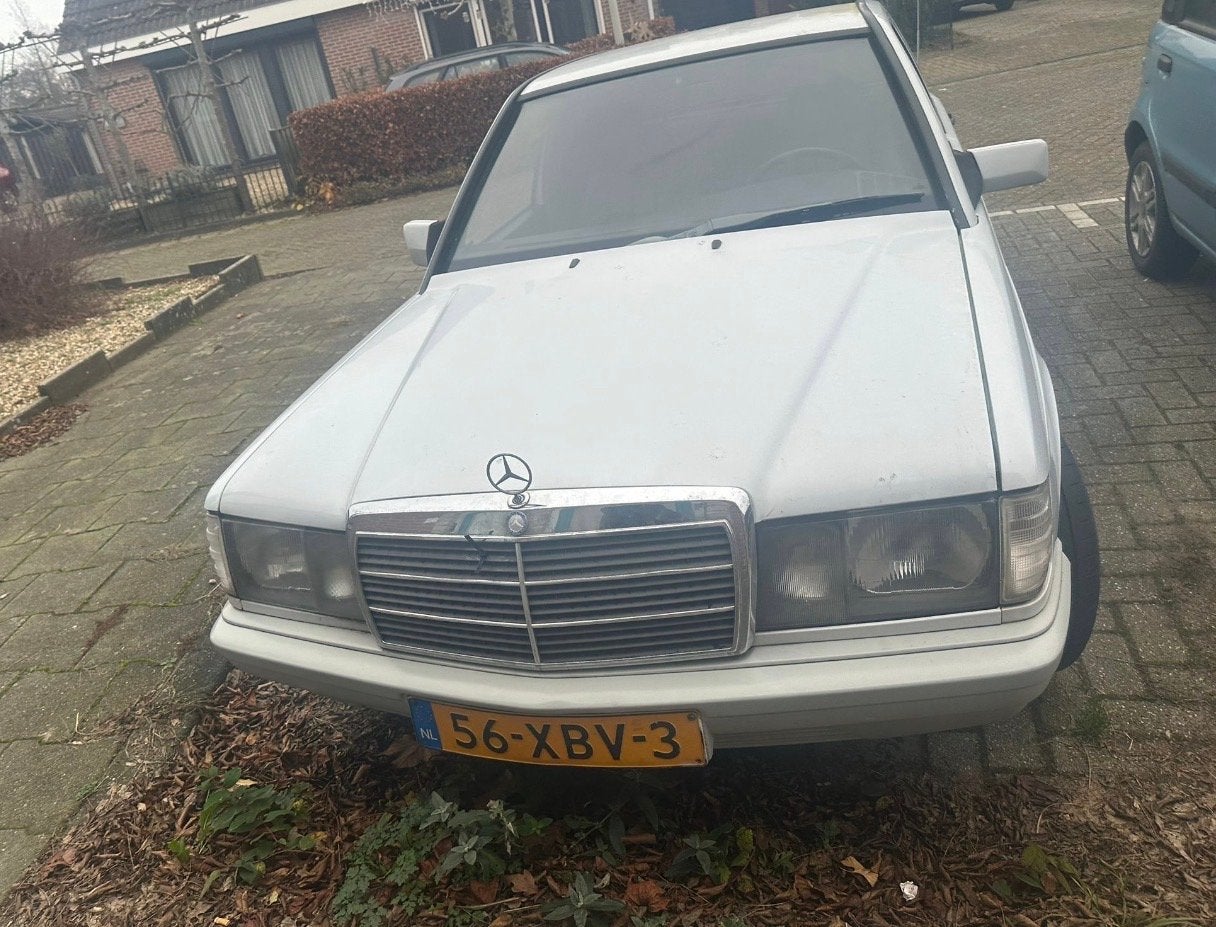 Mercedes-Benz Mercedes 1986 Wit, Auto's, 565 kg, Sedan, Geïmporteerd, Wit
