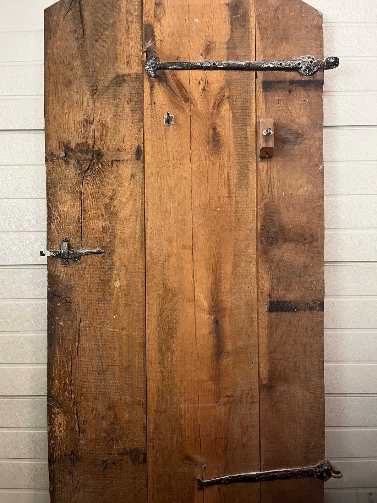 Oude houten deur met smeedijzeren beslag, Ophalen, Gebruikt, 80 tot 100 cm, Binnendeur