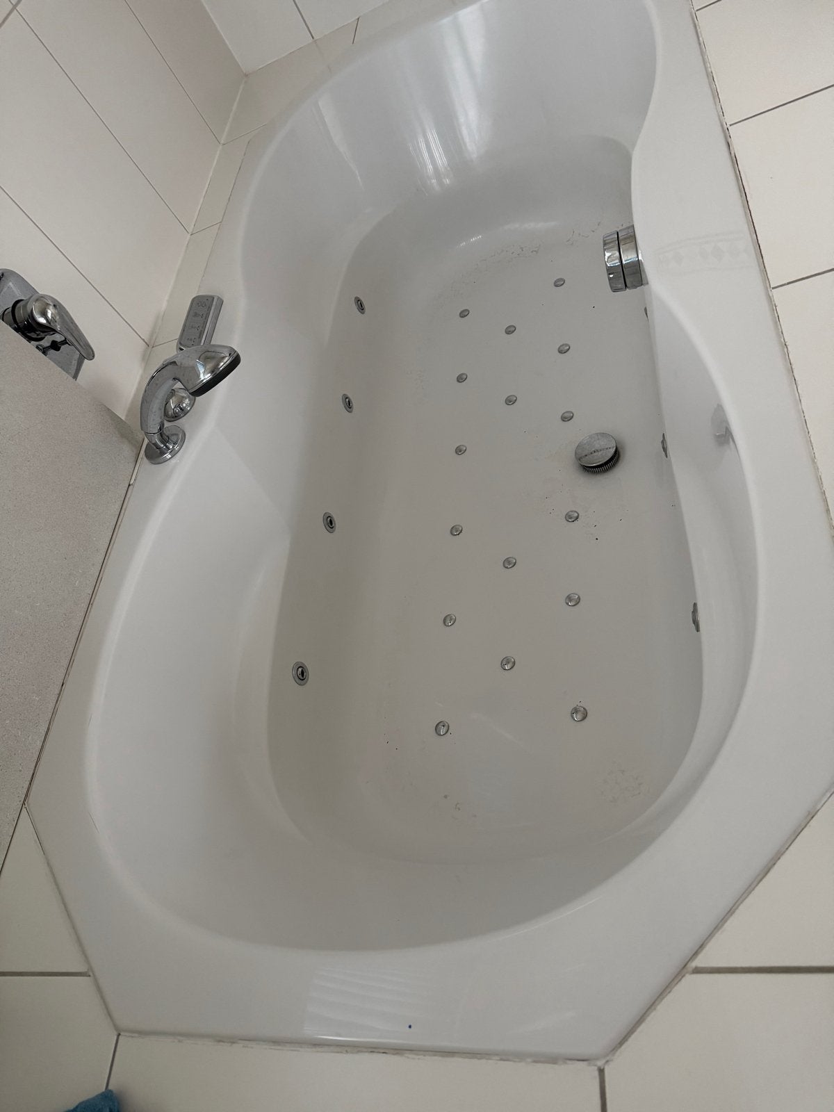 Tweepersoon bad met bubbelsysteem en jetstream, Ophalen, Gebruikt, Met bad