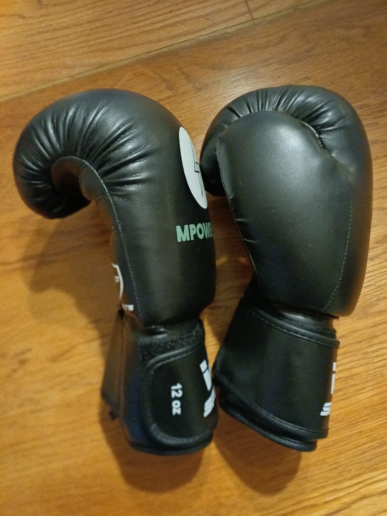 sport, fitness zelfverdediging bokshandschoenen, Ophalen, Overige, Maat M, Vechtsportschoenen