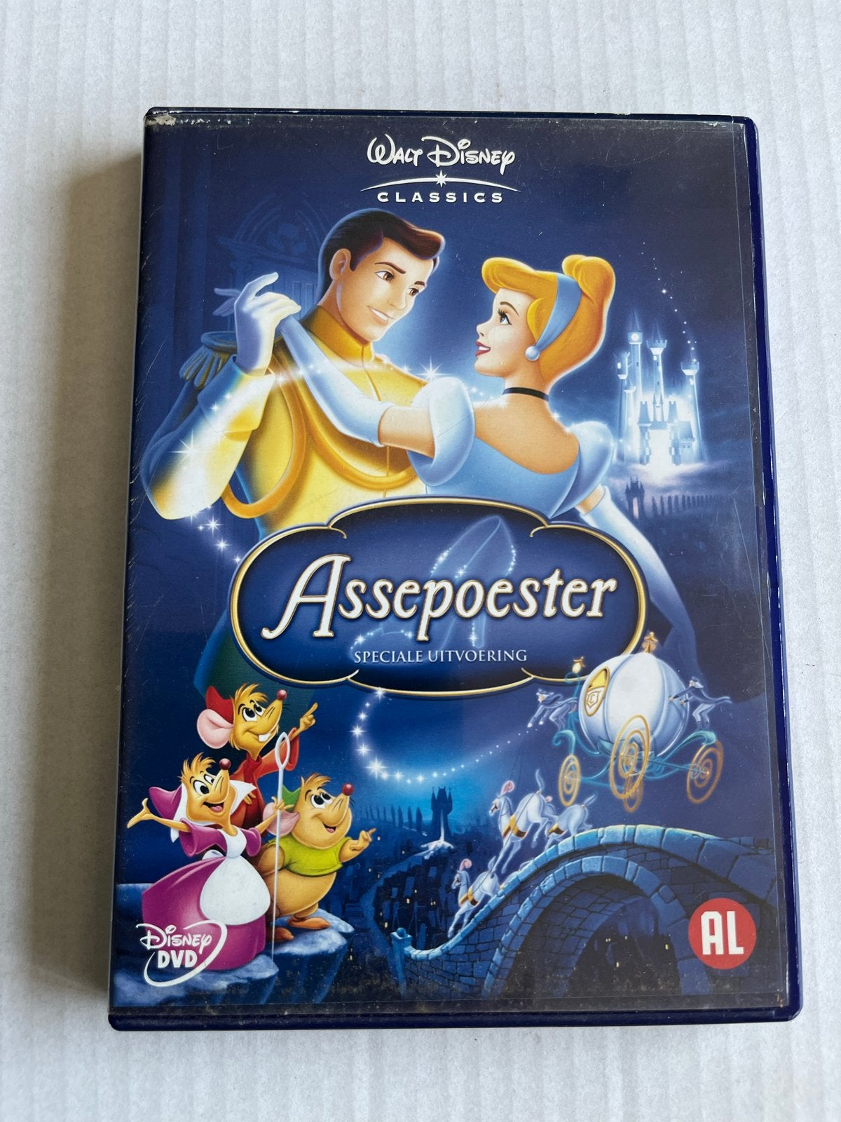 Walt Disney Classics: Assepoester - Speciale Uitvoering DVD, Alle leeftijden, Ophalen of Verzenden, Gebruikt, Amerikaans
