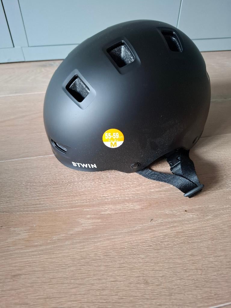 Nieuwe Btwin Fiets Skate Helm - Maat 55-59 cm, Ophalen, Btwin / Decathlon, M, Jongen of Meisje
