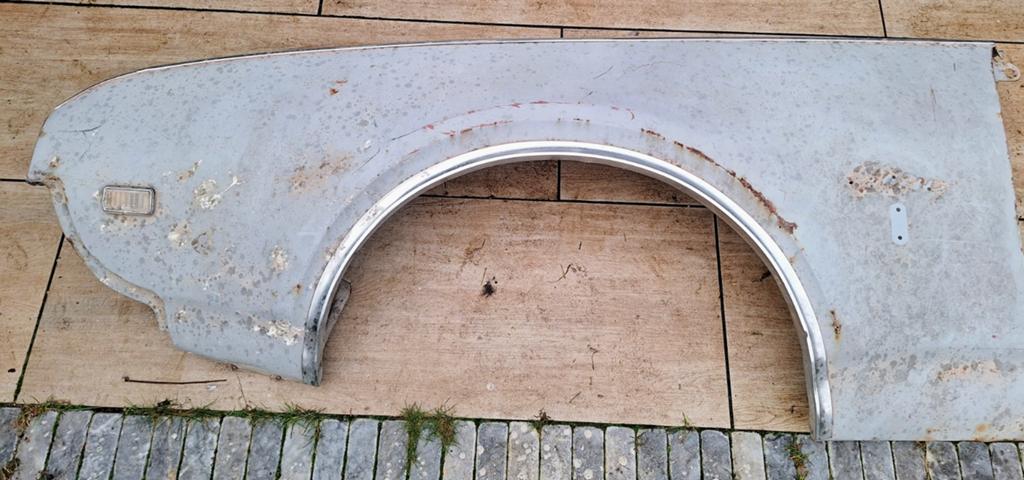 Chroomlijsten lv scherm Oldsmobile cutlass 1968 en 1969, Ophalen, Nieuw, Spatbord, Oldsmobile