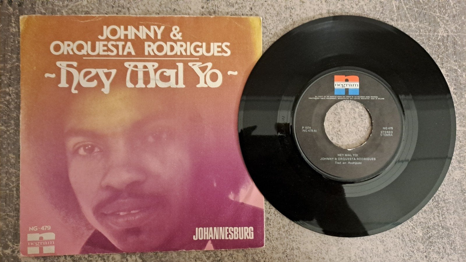 Johnny orchestra rodrigues  - hey mal yo, Gebruikt, 7 inch, Pop, Fotohoes