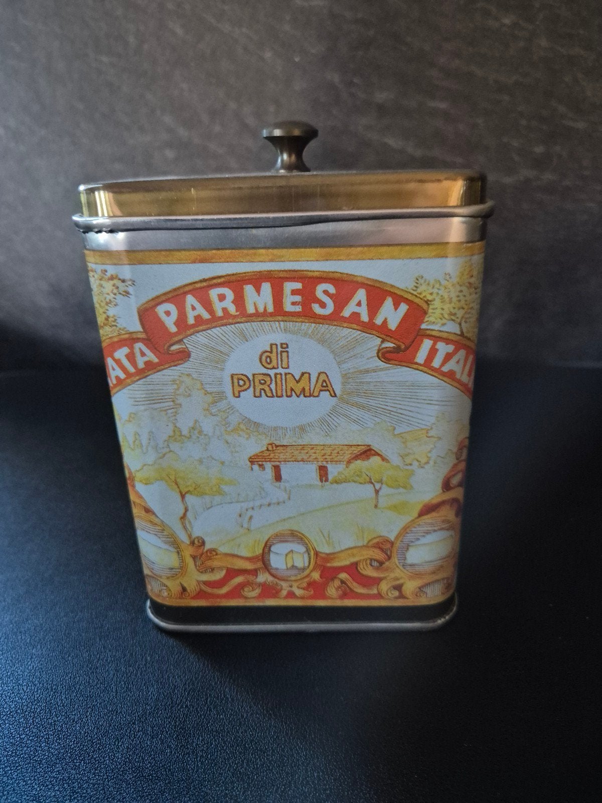 parmesan blik, Ophalen of Verzenden, Gebruikt, Overige