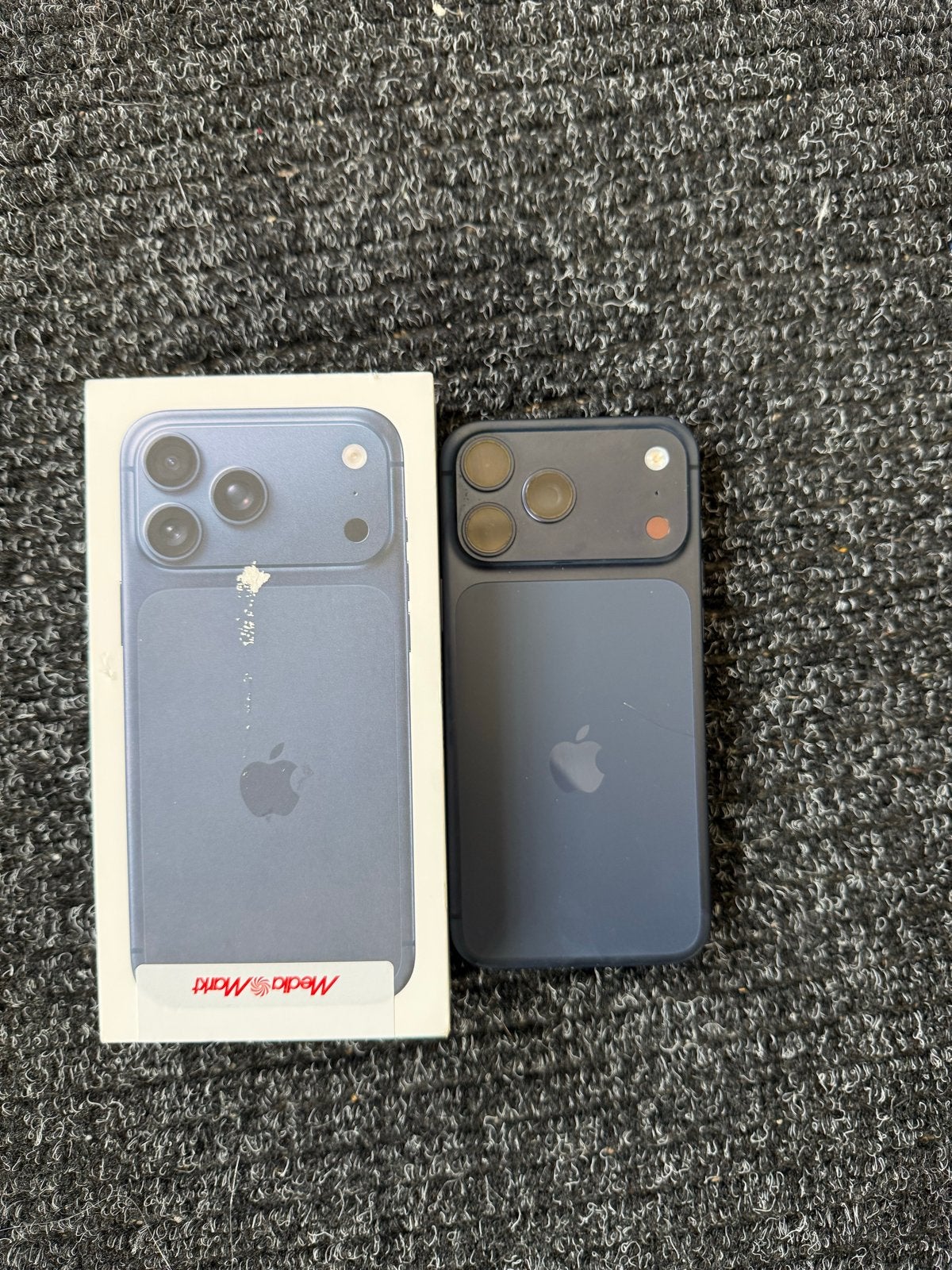 iPhone 17 Pro Max 256GB 100% batterij 1,5 maanden oud, Telecommunicatie, Ophalen of Verzenden, Zo goed als nieuw, 256 GB, IPhone 17 Pro Max