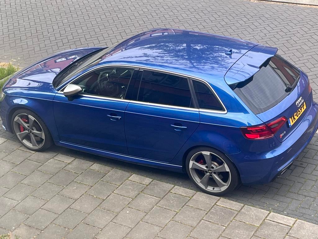 Audi RS3 2.5 270KW Sportback 2015 Blauw PL P, Auto's, Automaat, Zwart, RS3, 367 pk