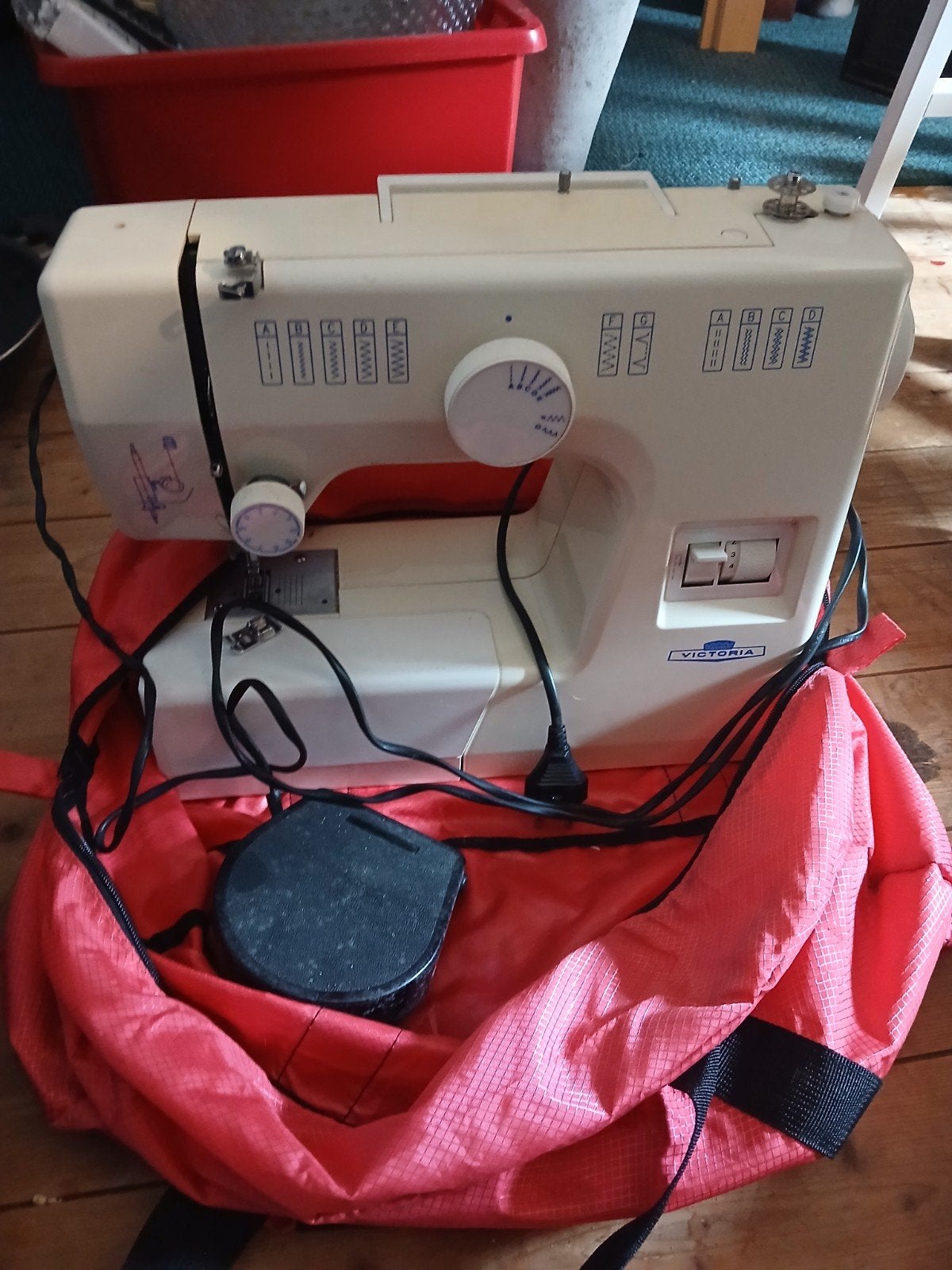 victoria naaimachine, Ophalen, Gebruikt, Naaimachine, Overige merken