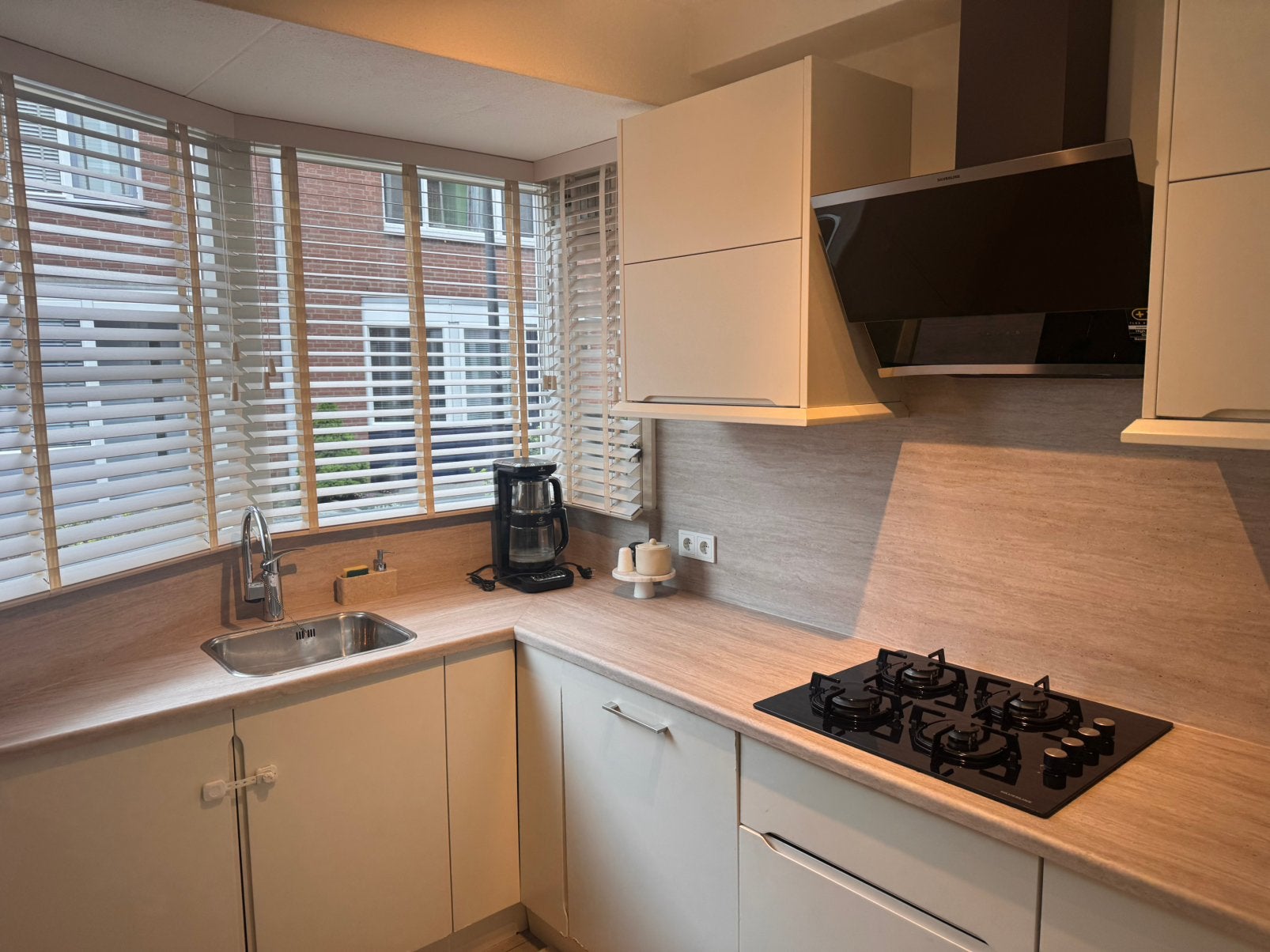 Keukenwrappen: Geef uw keuken een nieuwe look!, Ophalen, Overige kleuren, Hoekkeuken, Zo goed als nieuw