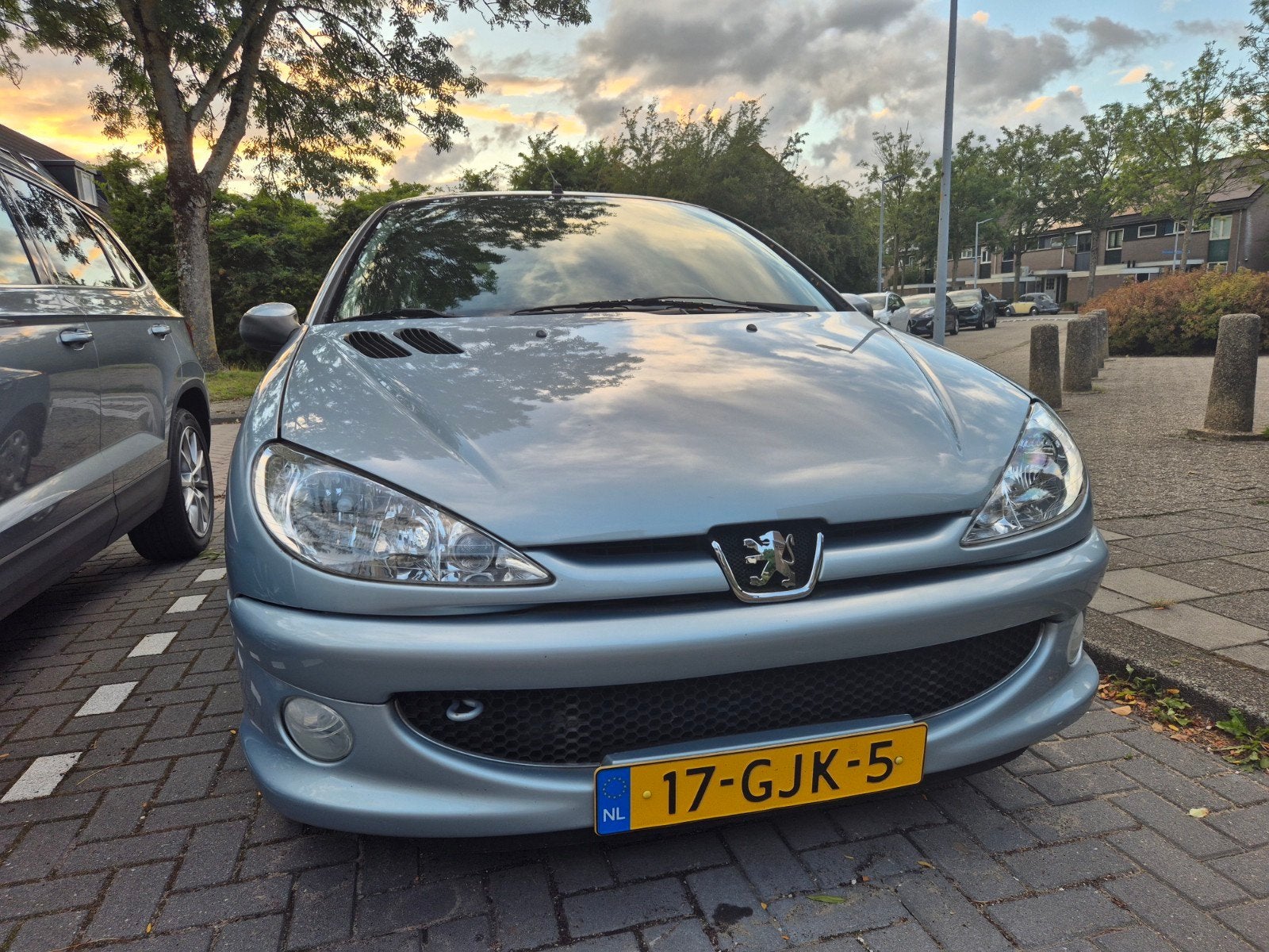 Peugeot 206 1.4 5-deurs - 2008 - airco - lage km stand - APK, Auto's, Stof, 1360 cc, 4 cilinders, Origineel Nederlands
