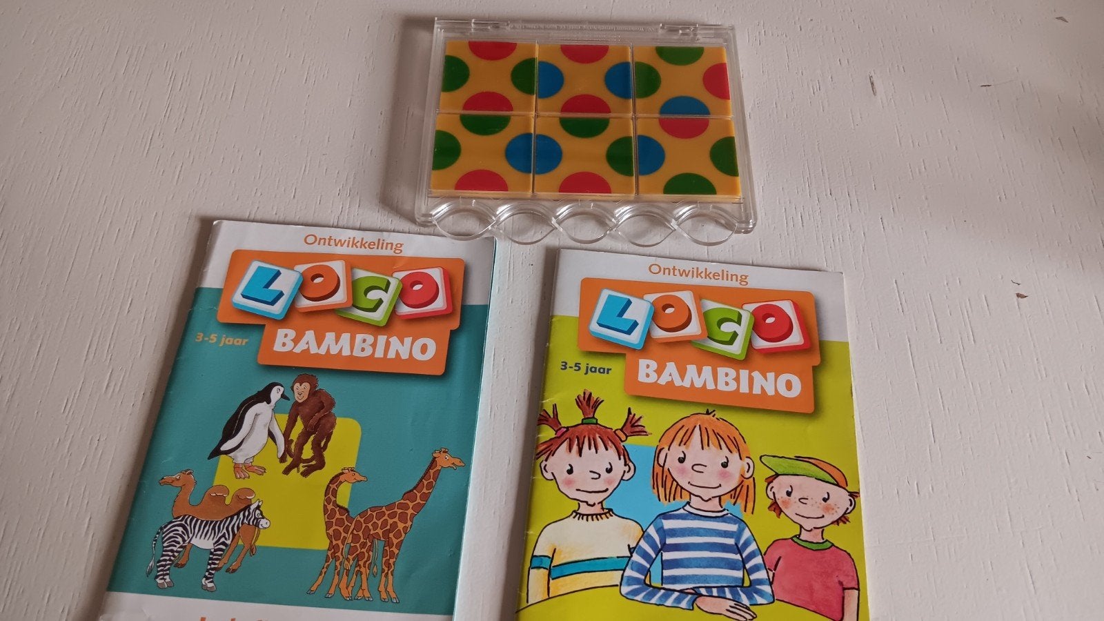 Mini loco bambino speelset met 2 boekjes., Kinderen en Baby's, Speelgoed | Educatief en Creatief, Ophalen of Verzenden, Gebruikt