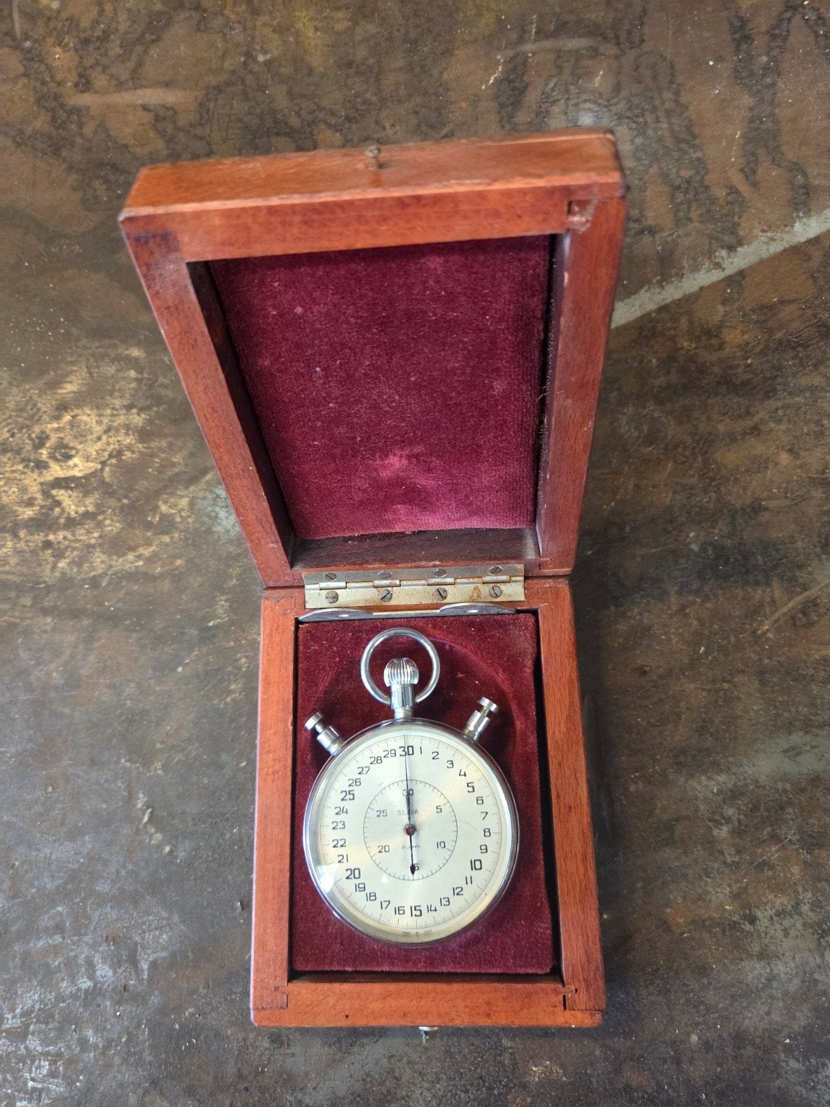 Vintage stopwatch in houten kistje, Ophalen of Verzenden
