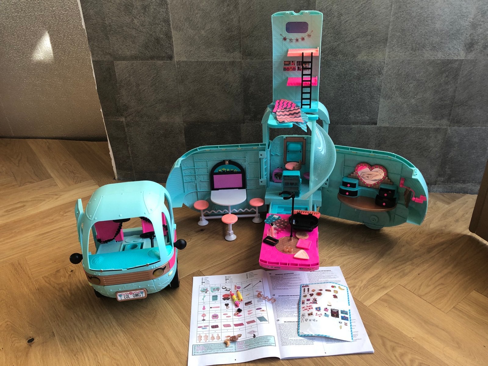 L.O.L. Surprise! O.M.G. Glam N' Go Camper Zo goed als nieuw, Ophalen, Zo goed als nieuw