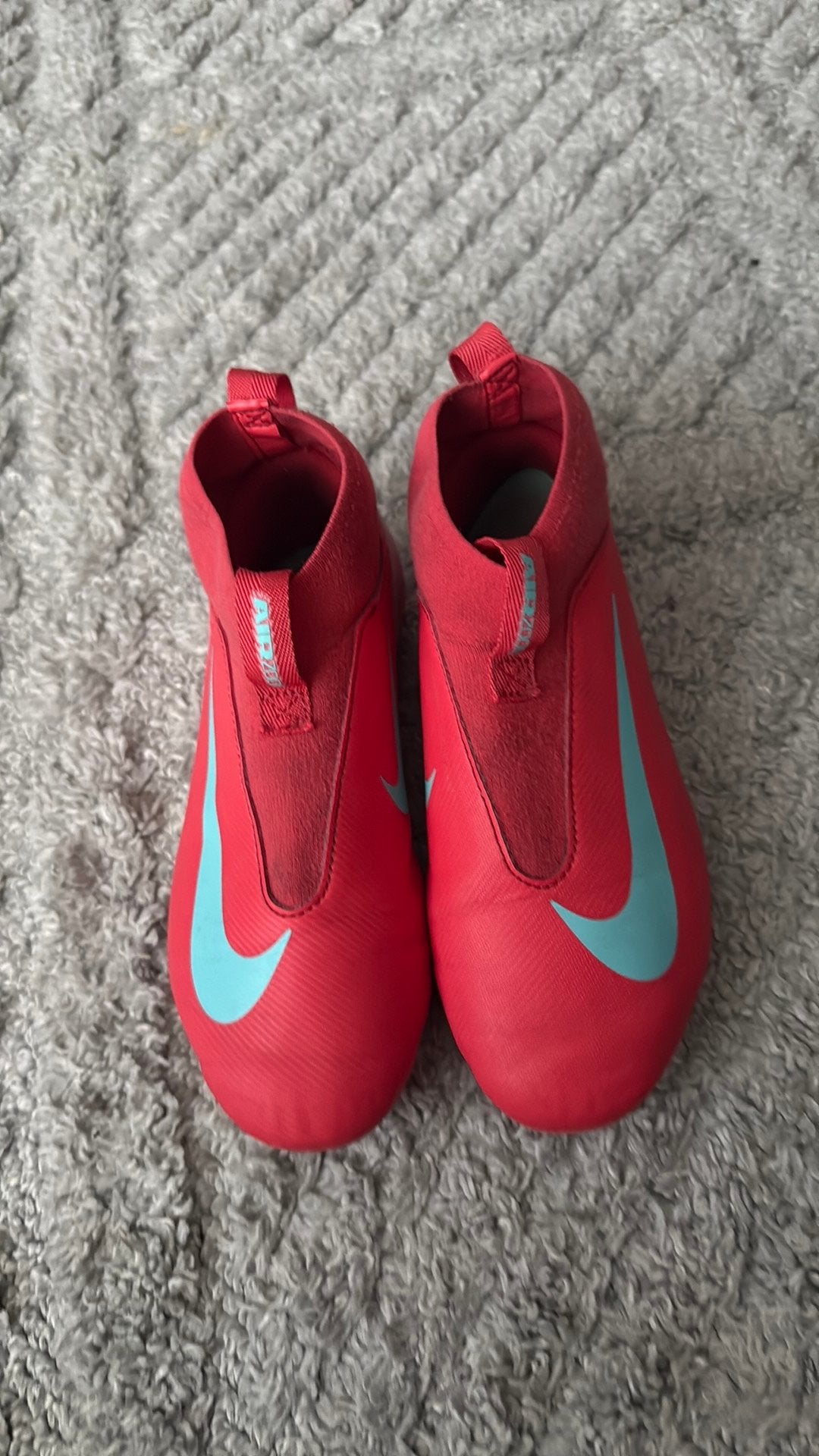 Nike voetbalschoenen roze/blauw, Ophalen, Gebruikt, Maat XS of kleiner, Schoenen