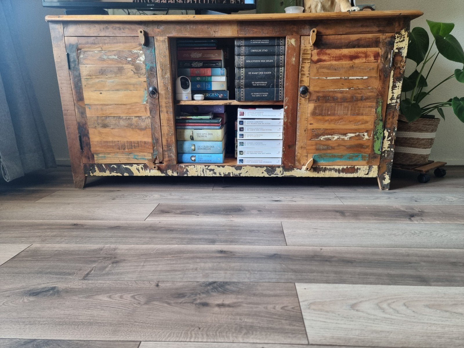 Dressoir kast van gerecycled massief hout, Huis en Inrichting, Kasten | Dressoirs, Ophalen, Zo goed als nieuw, 25 tot 50 cm, 150 tot 200 cm