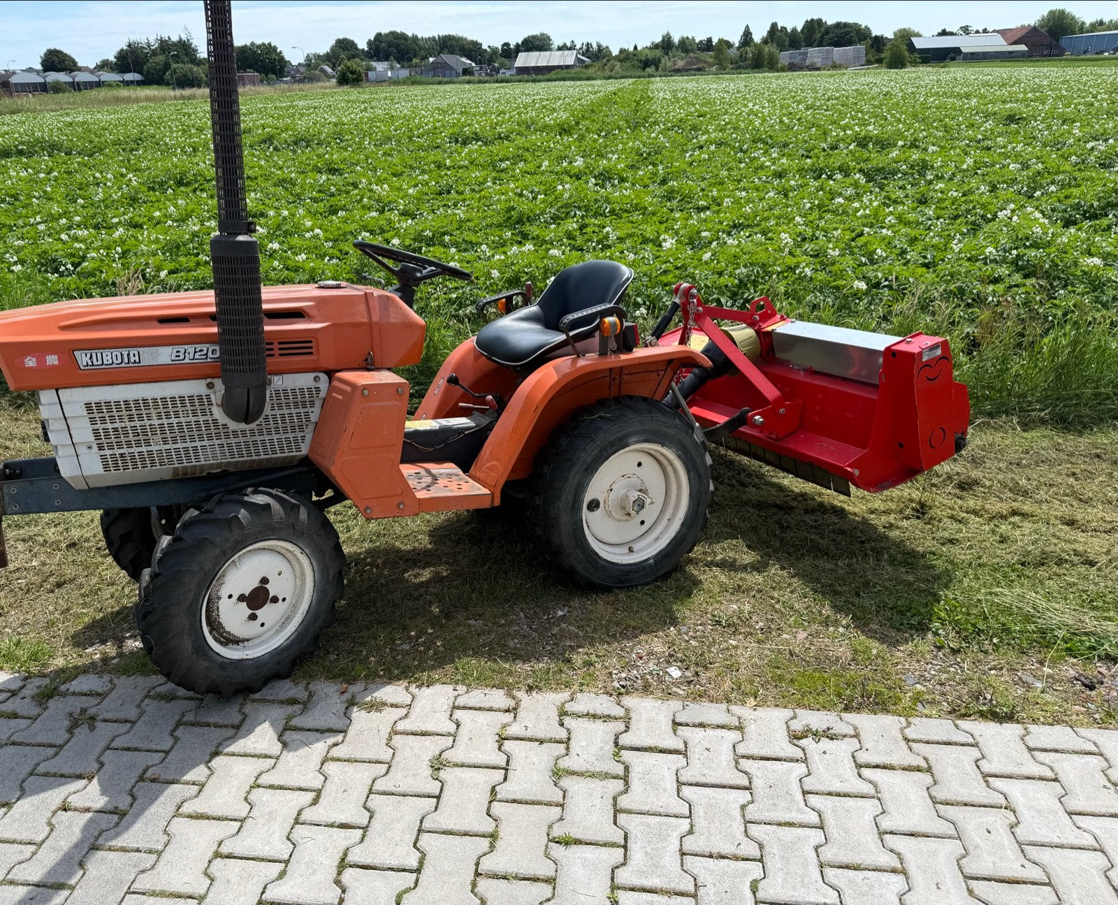 Kubota B1200 Trekker 4WD, Zakelijke goederen, Agrarisch | Tractoren, Gebruikt, Tot 2500, Tot 80 Pk, Ophalen