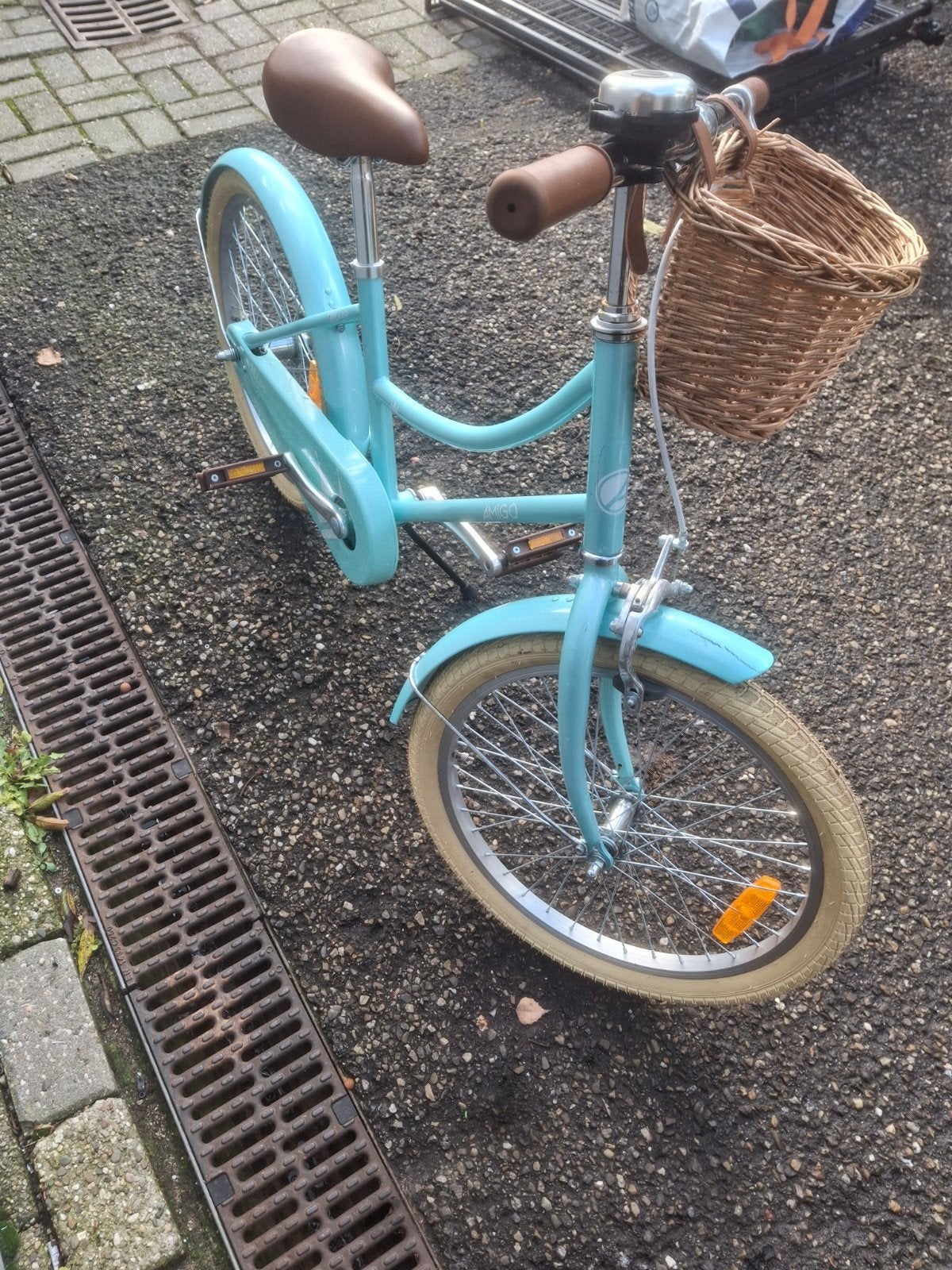 Amigo 20 inch meisjesfiets met mandje, Fietsen en Brommers, Ophalen, Gebruikt, ., Handrem