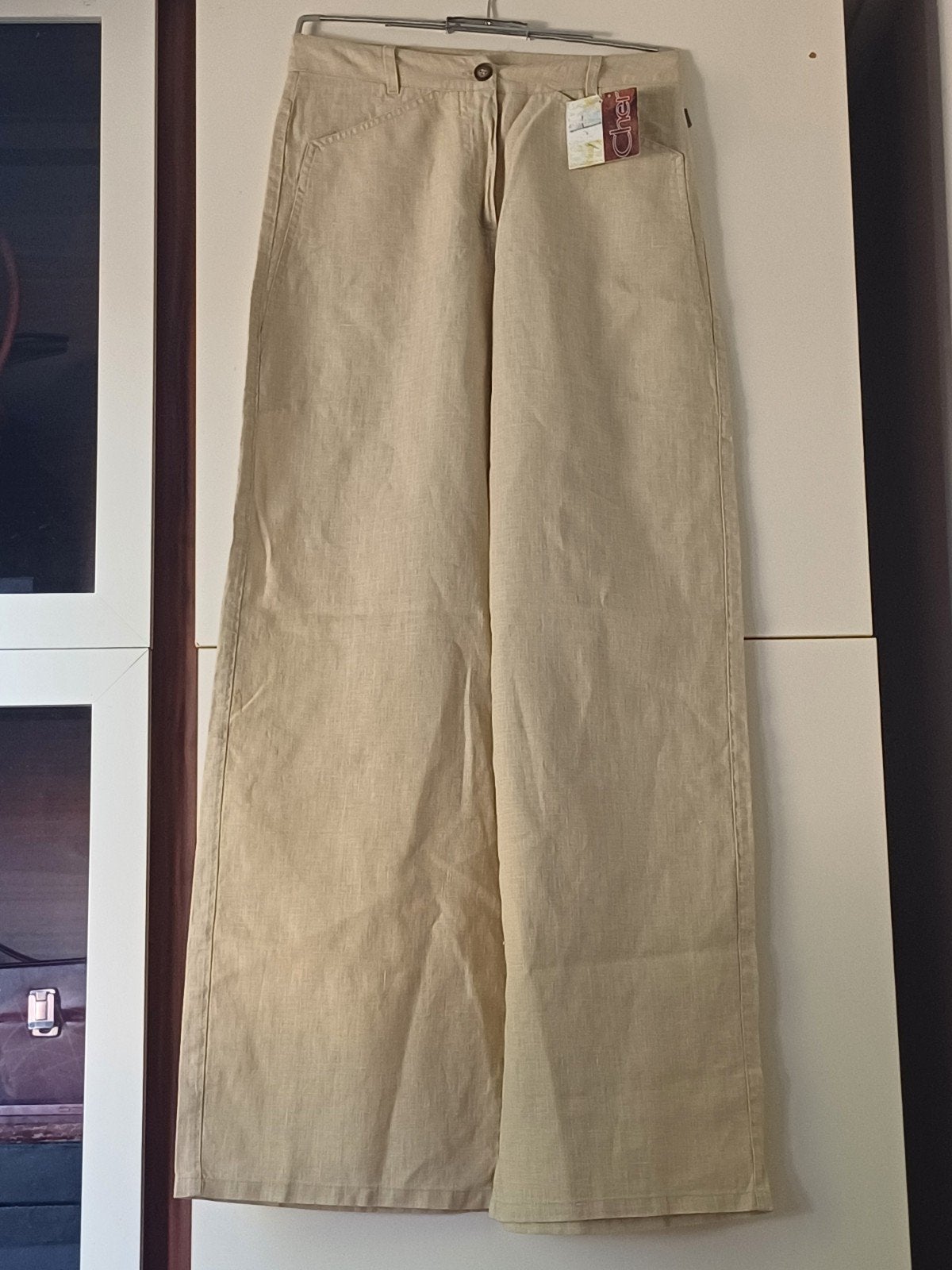 Prachtige broek CHER. NIEUW, Kleding | Dames, Beige, Nieuw, Ophalen of Verzenden, Maat 34 (XS) of kleiner