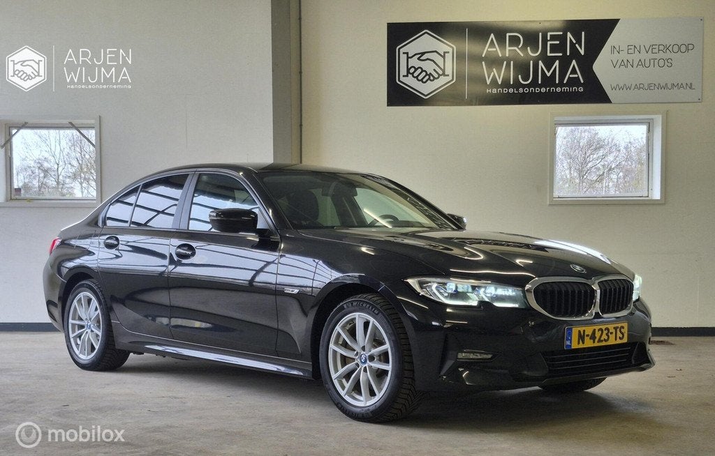 BMW 3-serie 320e Business Edition Plus|BTW|Laser|Carplay, Auto's, BMW, Automaat, 1998 cc, Gebruikt, 4 cilinders