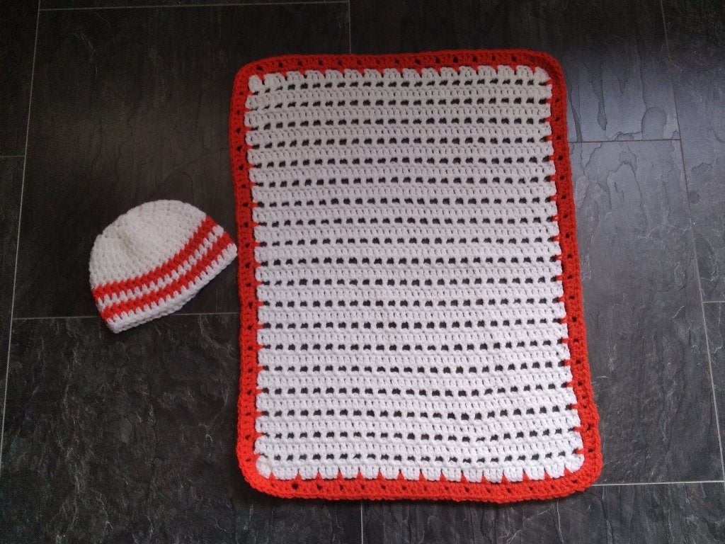 Poppen dekentje met mutsje, Ophalen of Verzenden, Nieuw, Kraamcadeau