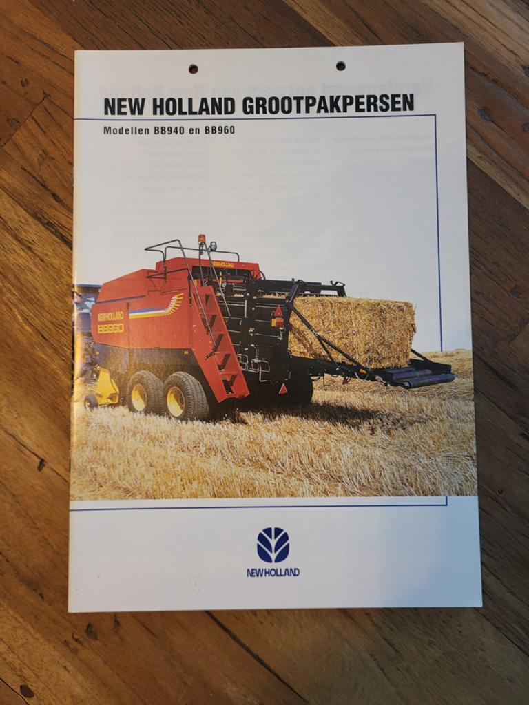 tractor folder New Holland BB 940 BB 960 grootpakpersen, Boeken, Catalogussen en Folders, Ophalen of Verzenden, Zo goed als nieuw