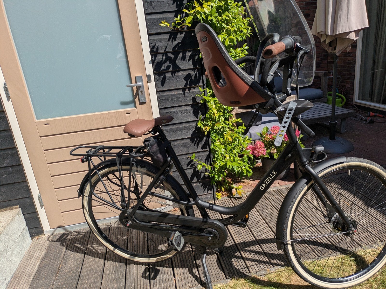 Gazelle Bloom C7 53 cm met Thule Yepp kinderzitje + scherm, 53 tot 56 cm, Ophalen, Zo goed als nieuw, Gazelle