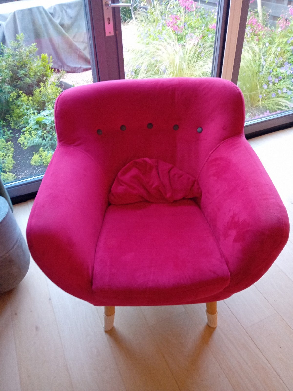 Rode fauteuil, Huis en Inrichting, Fauteuils, Ophalen, Gebruikt, Modern, Scandinavisch, Kleurrijk, 75 tot 100 cm