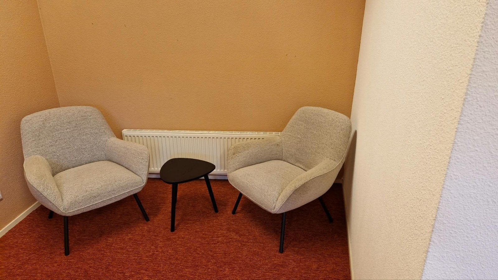 Set van 2 comfortabele fauteuils met bijzettafel, Modern, Comfortabel, Gebruikt, Twee, Ophalen of Verzenden