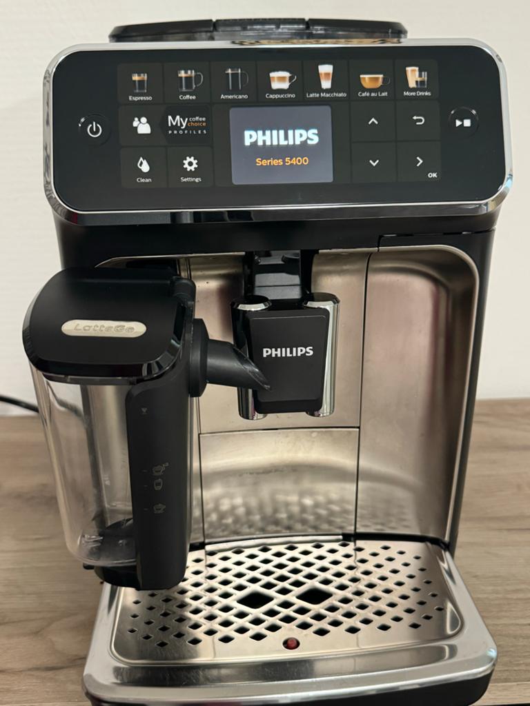 Philips Series5400 LatteGo Volautomatische Espressomachine ‏, Witgoed en Apparatuur, Koffiezetapparaten, Afneembaar waterreservoir