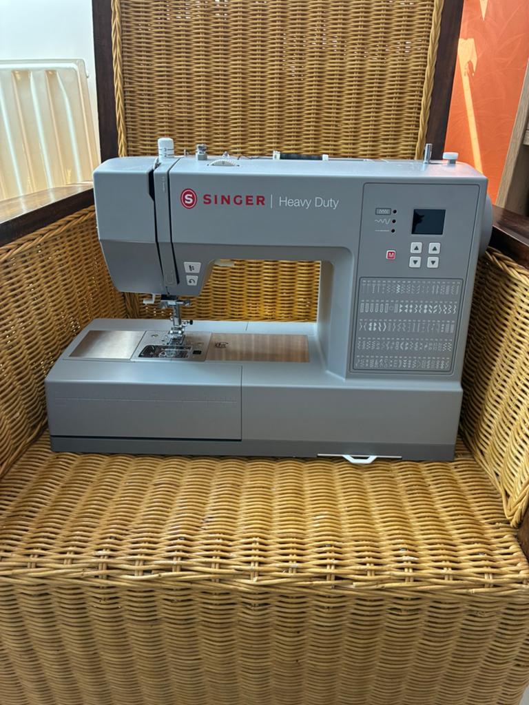 Singer Heavy Duty 6605c, Ophalen of Verzenden, Zo goed als nieuw, Naaimachine, Singer
