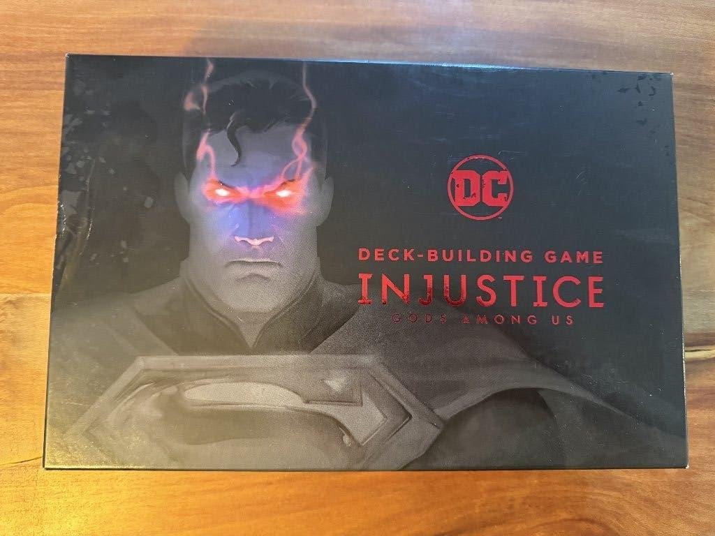 DC deck building game, injustice 10th anniversary, Een of twee spelers, Ophalen of Verzenden, Gebruikt, Cryptozoic Entertainment