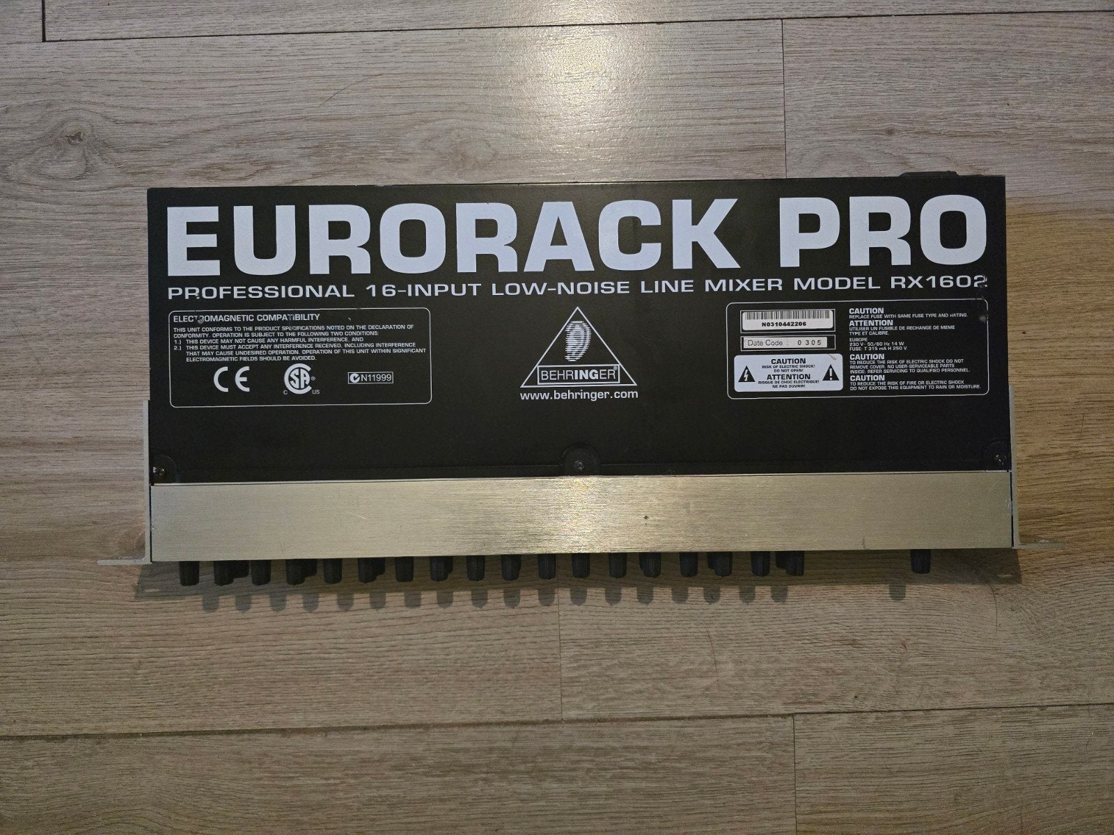 Behringer Eurorack Pro RX1602 (V1) mengpaneel, Ophalen of Verzenden, Gebruikt, 10 tot 20 kanalen