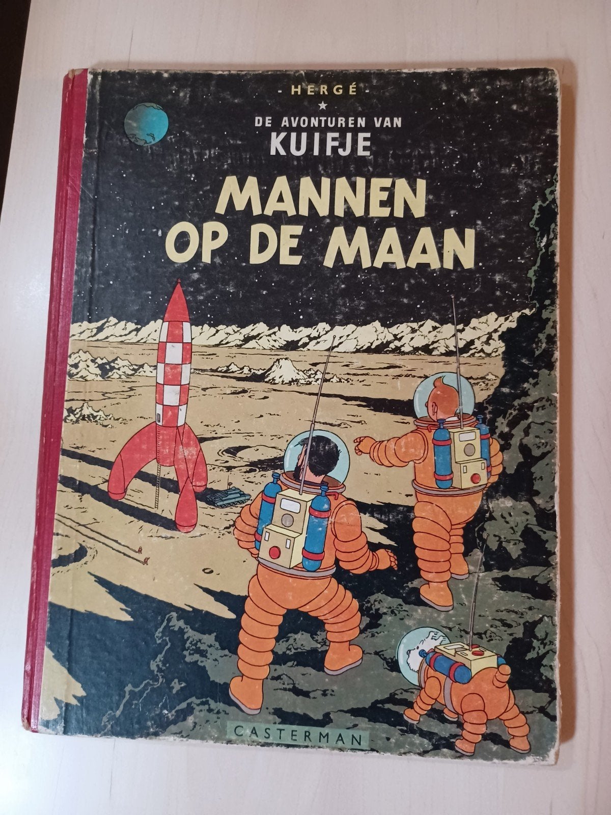 zie foto's., Eén stripboek, Ophalen, Gelezen, Hergé