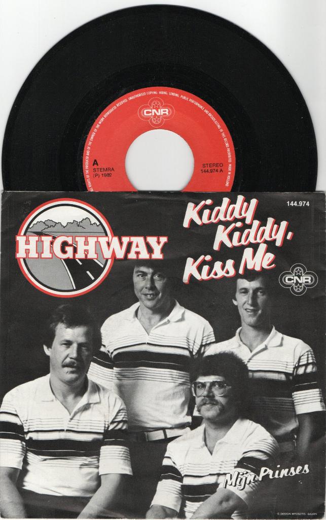 Highway – Kiddy Kiddy, Kiss Me, Ophalen of Verzenden, Gebruikt, Overige formaten, Levenslied of Smartlap