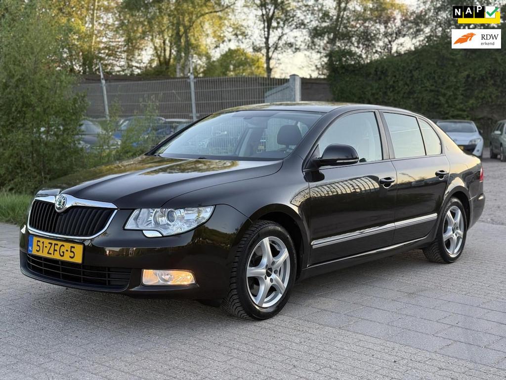 Skoda Superb 1.4 TSI Greentech Active Business Line Navi PDC, Voorwielaandrijving, Euro 5, 125 pk, Gebruikt