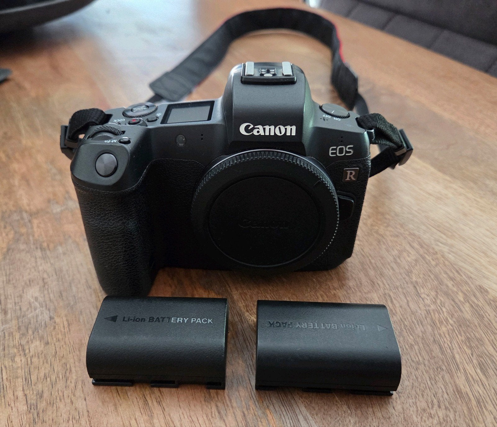Canon EOS R Body, Ophalen of Verzenden, Zo goed als nieuw, Kantelbaar/draaibaar scherm, Geen optische zoom