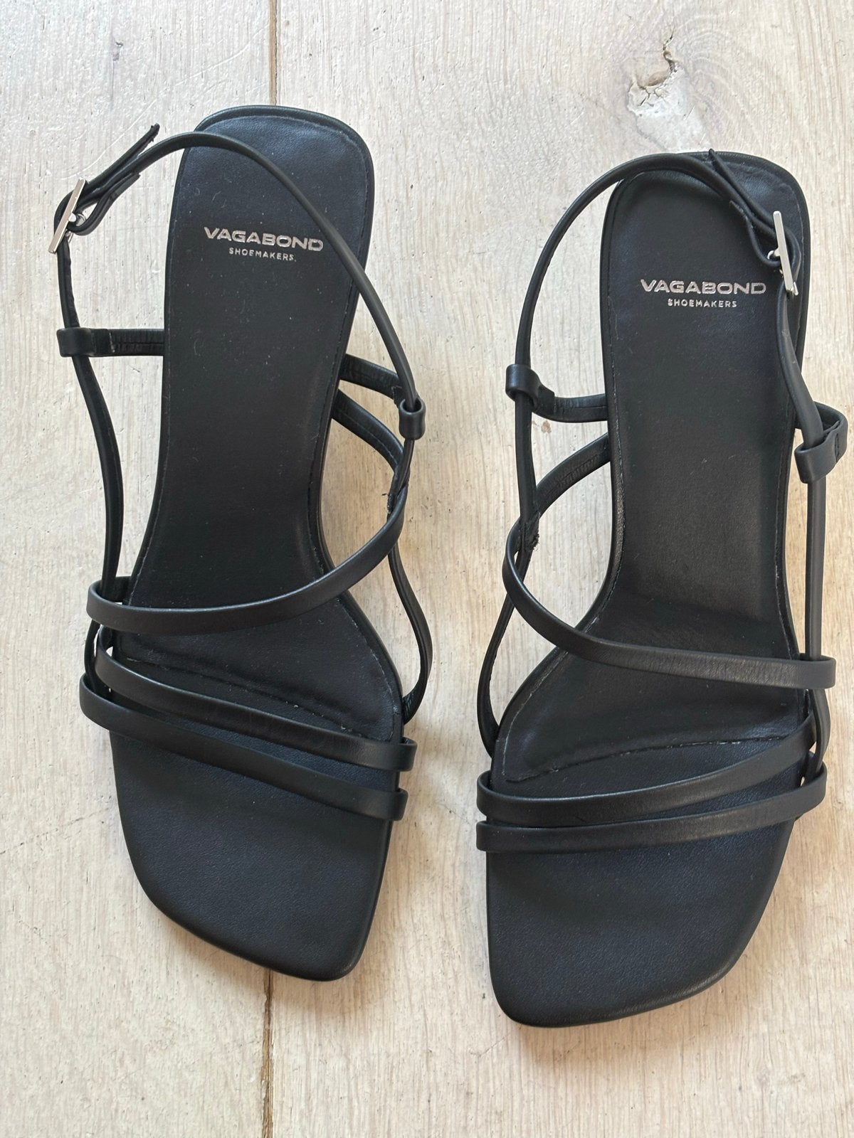 Vagabond open schoenen maat 40, Kleding | Dames, Schoenen, Zwart, Zo goed als nieuw, Sandalen of Muiltjes, Ophalen of Verzenden