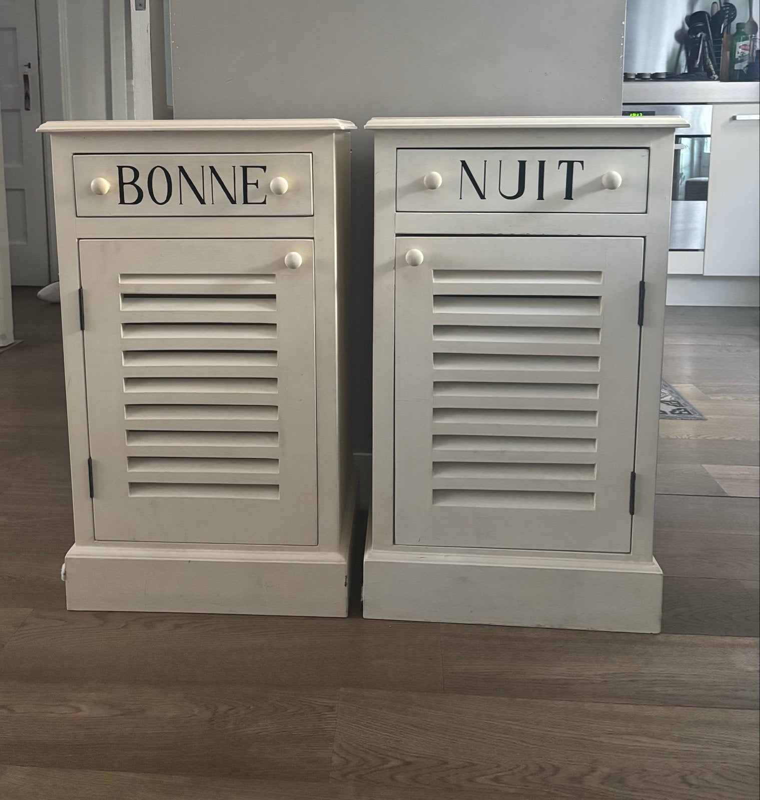 Riviera Maison nachtkastjes 'Bonne Nuit' (set van 2), Huis en Inrichting, Ophalen, Gebruikt, Minder dan 45 cm, 70 cm of meer