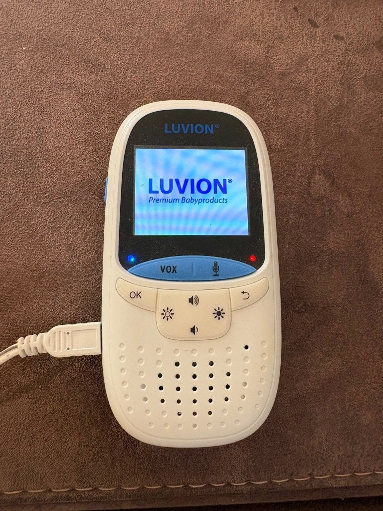 Luvion Premium babyfoon met camera, Ophalen, Gebruikt, Minder dan 100 meter, Camera