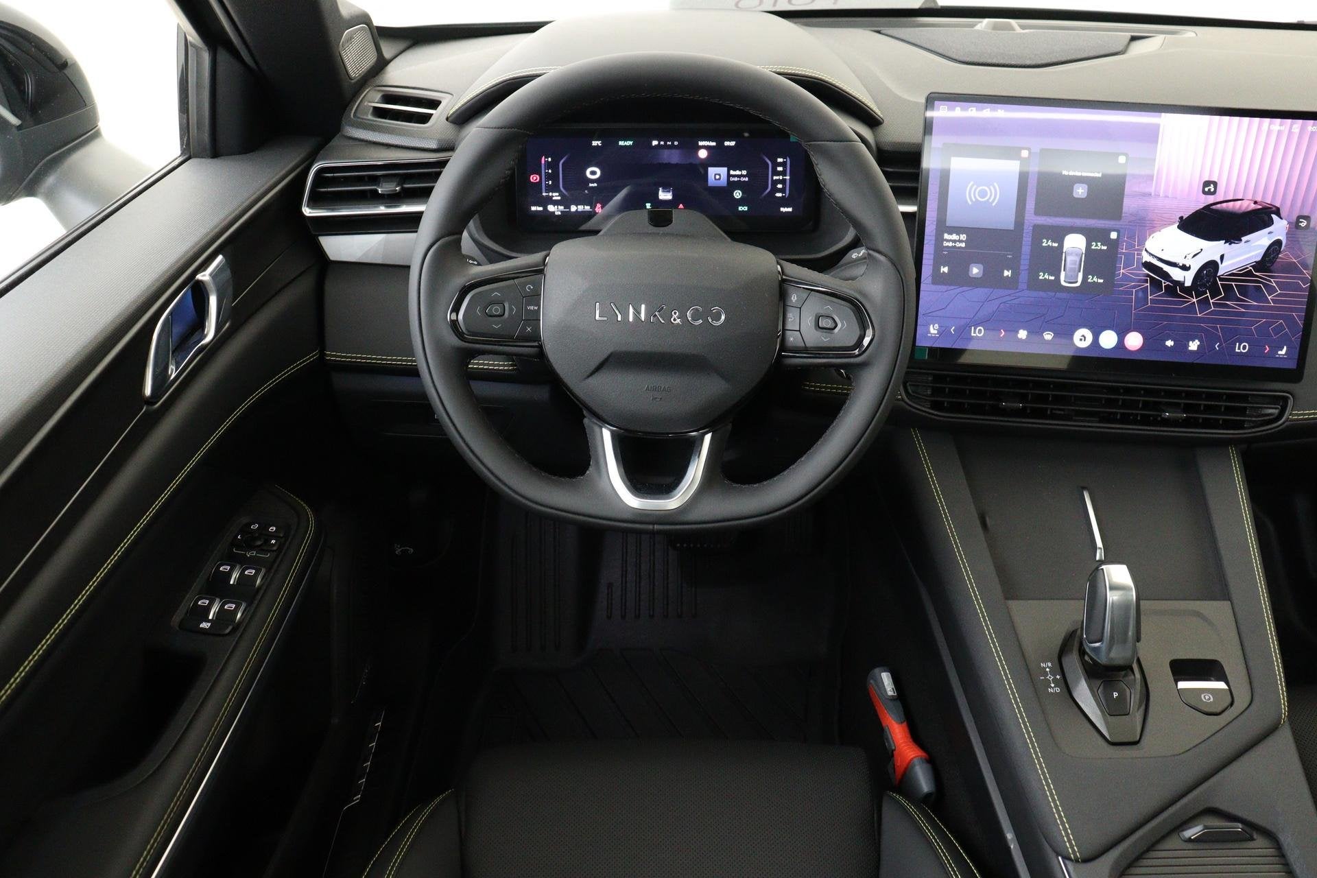 Lynk & Co 01 1.5 PHEV MORE -PANO.DAK|HARMANINFINITY|ELEK.STO, Auto's, 12 maanden, Euro 6, 4 cilinders, Automatische klimaatregeling