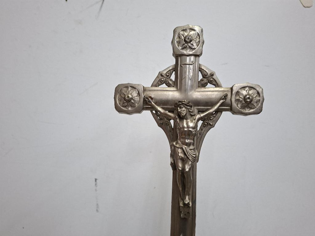 antiek staand tinnen kruisbeeld, Antiek en Kunst, Ophalen of Verzenden