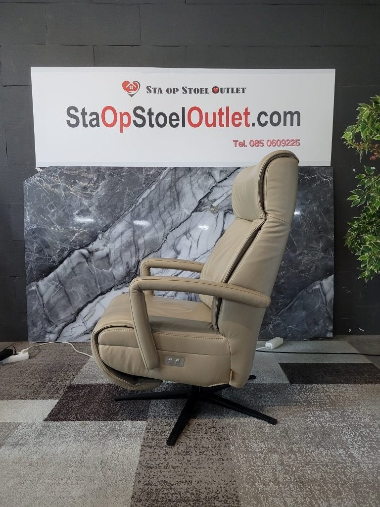 Staopstoel Prominent Velderhof op accu met topswing, Minder dan 75 cm, Leer, Ophalen of Verzenden, Zo goed als nieuw