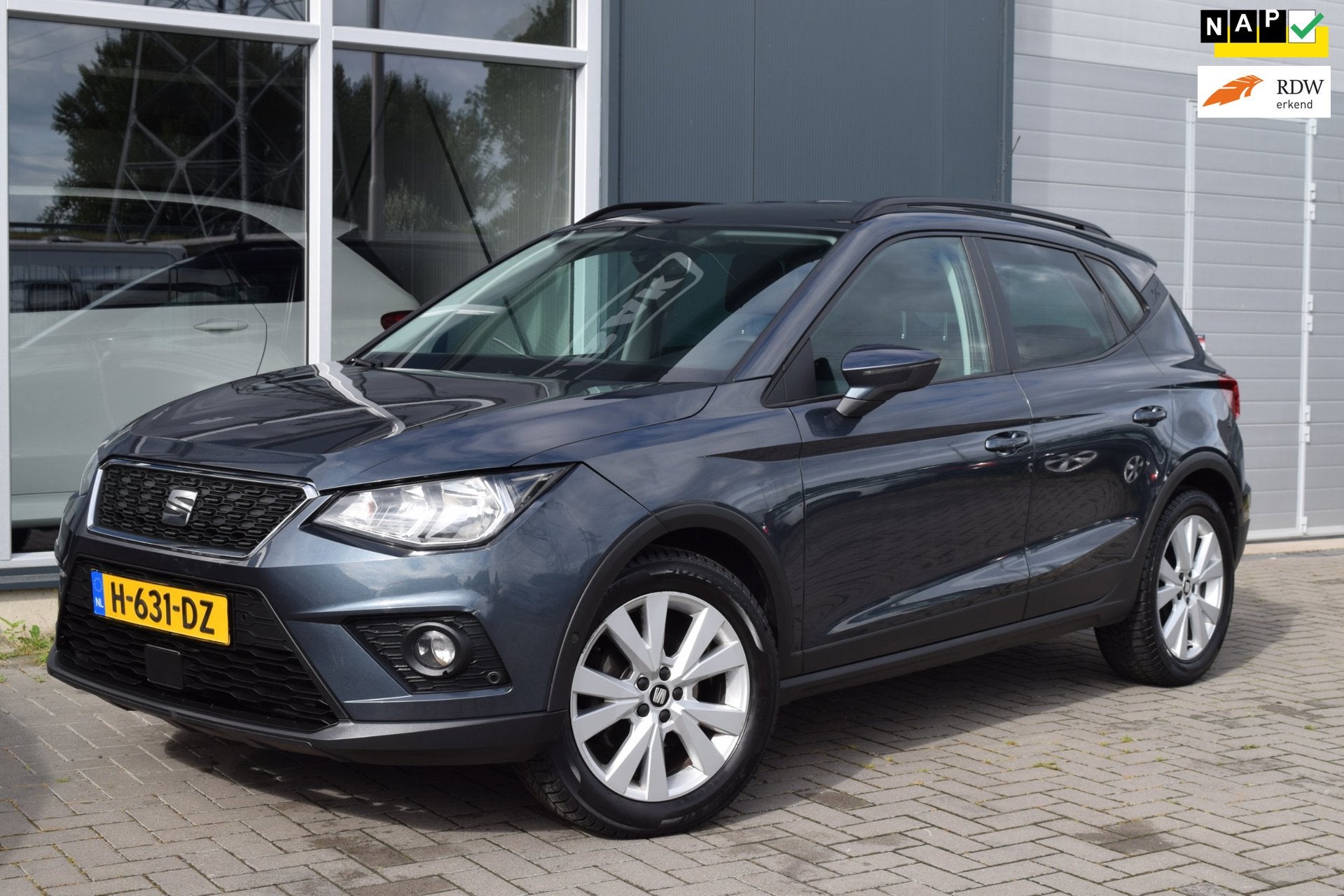 Seat Arona 1.0 TSI Style Business Intense | Adaptive Cruise, Auto's, Voorwielaandrijving, Gebruikt, 95 pk, 49 €/maand