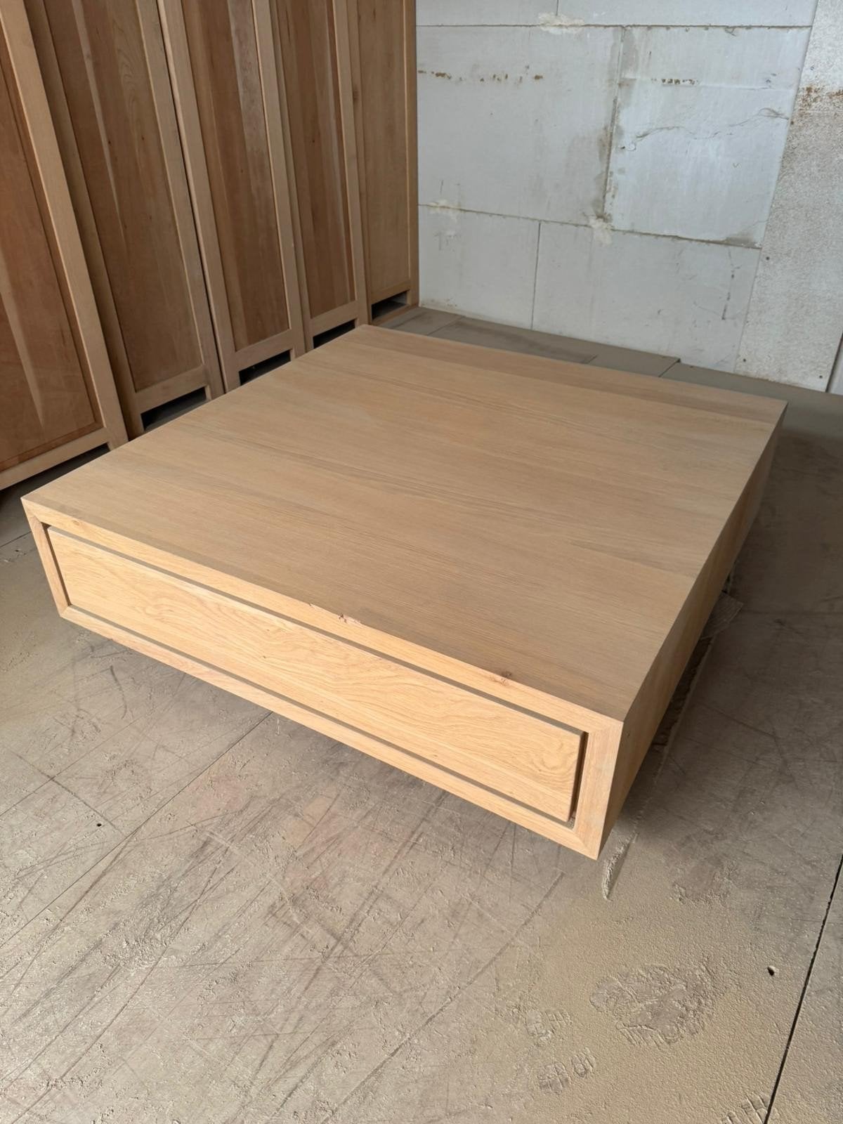 Salonkist op plint - 110x110x35 cm - Eiken fineer, Huis en Inrichting, Ophalen, Gebruikt, Vierkant, Eikenhout