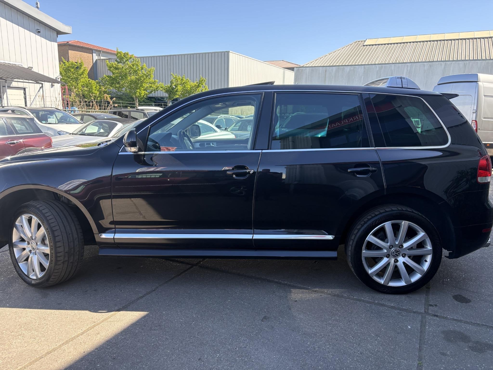 Volkswagen Touareg 6.0 W12 Exclusive Clima, pano, memory, Automaat, Gebruikt, 12 cilinders, Zwart