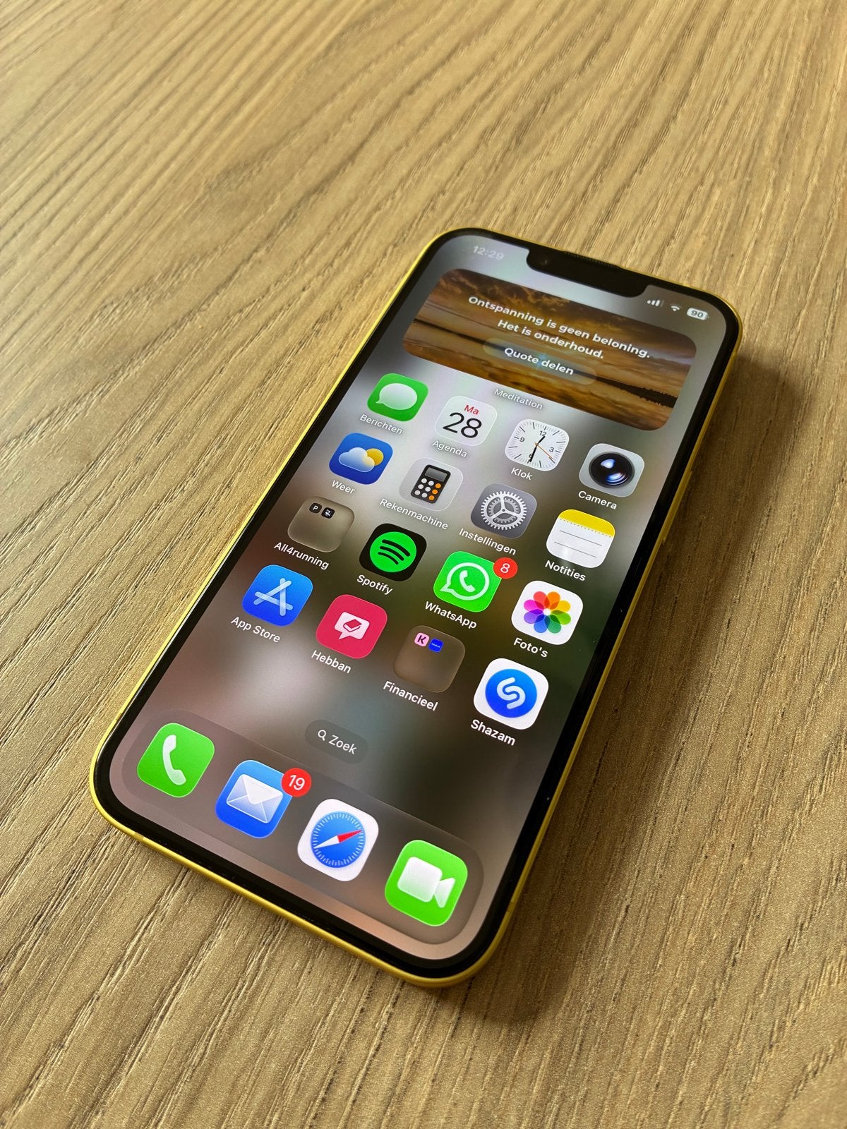 iPhone 14 Geel - absoluut nieuwstaat, 128 GB, Geel, Ophalen of Verzenden, Zo goed als nieuw