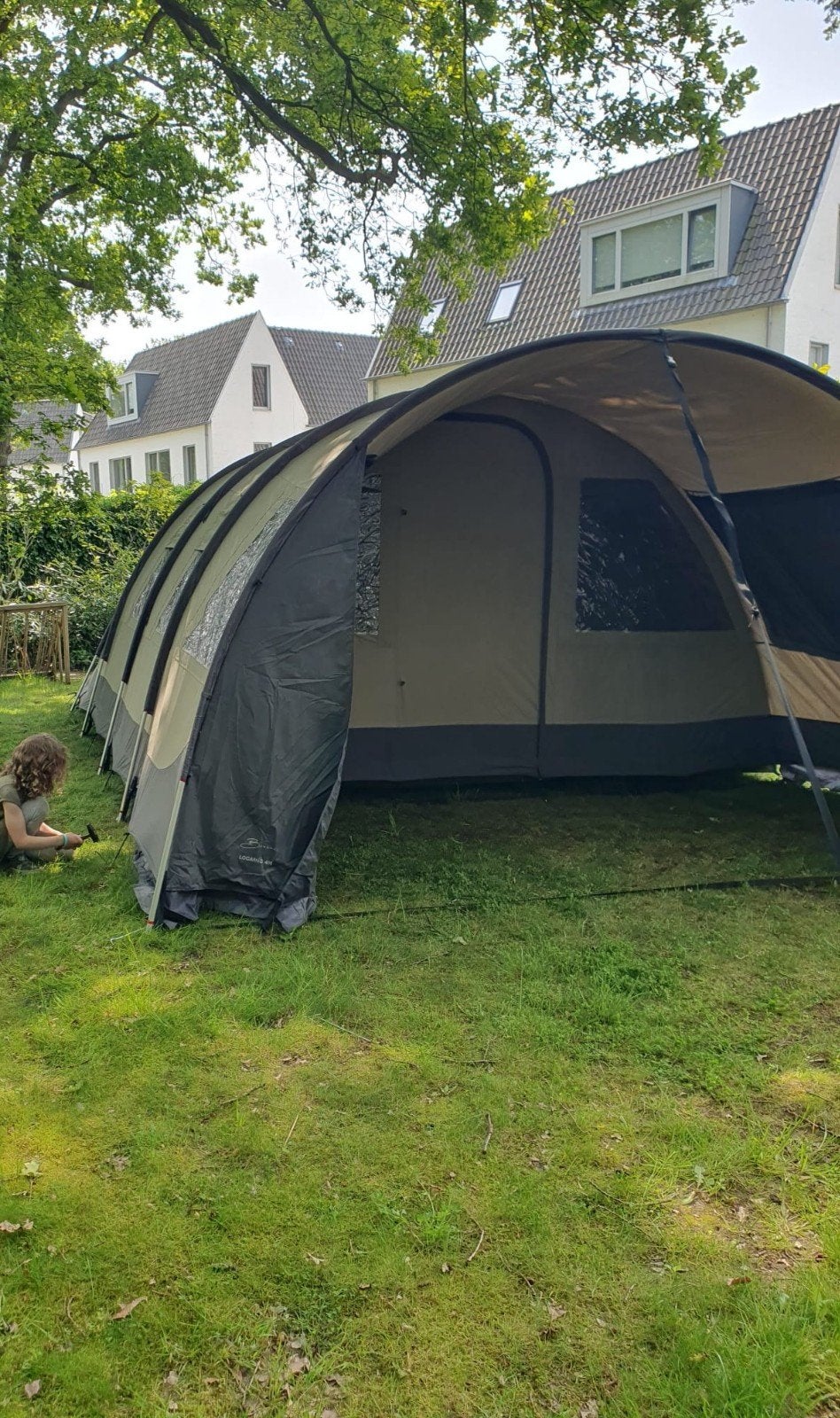 Bardani Locarno 400 Premium Line 6-persoons tunneltent, Ophalen of Verzenden, Zo goed als nieuw, Tot en met 6